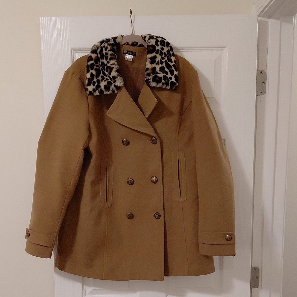 VENUS Tan Pea Coat with Leopard Print Collar